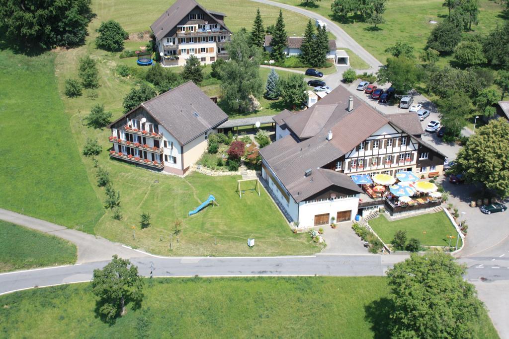Hotel Restaurant Alpenblick Wolfisberg Exteriör bild